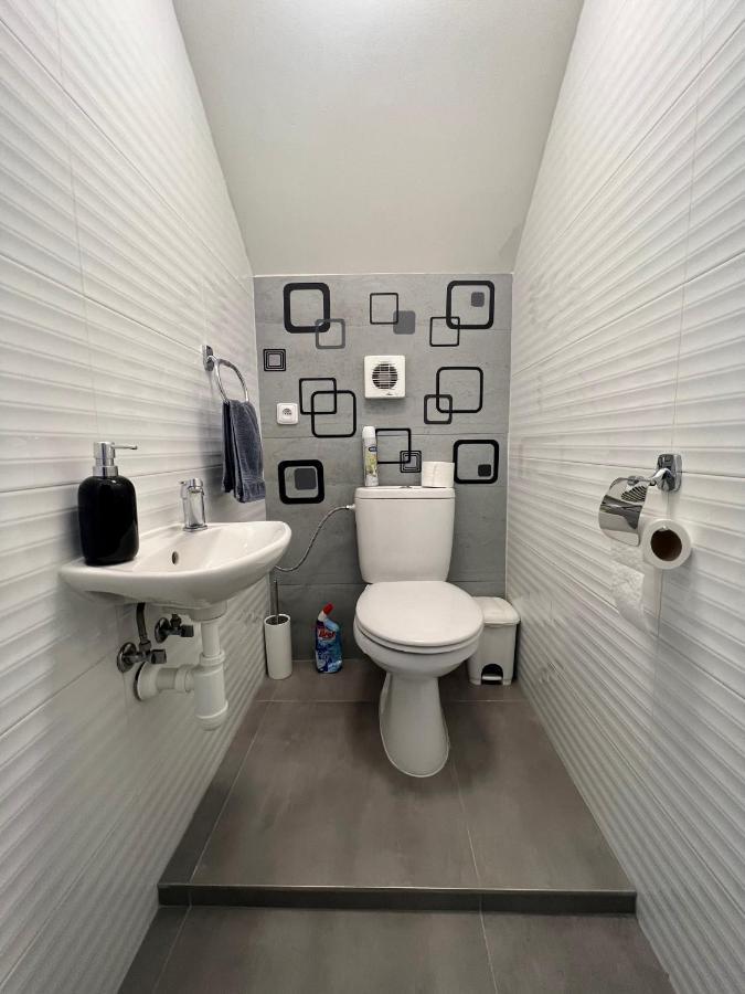Zatisi 2 Apartment *